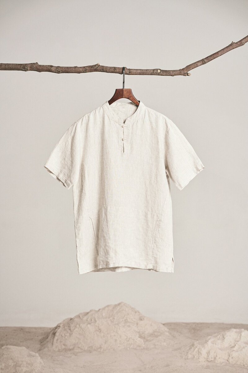 Kaos Henley Kancing